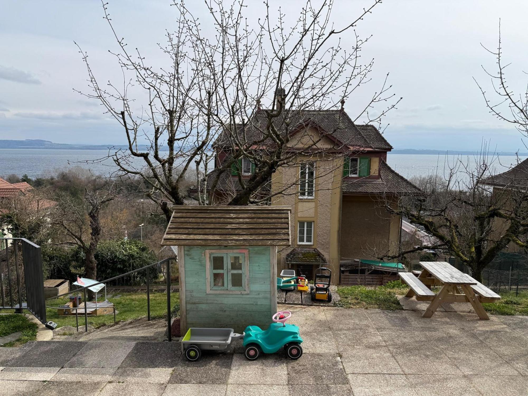 Mail 62 Neuchatel